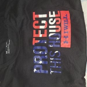 Under Armour,  3XL, RED,WHITE, BLUE T-shirt